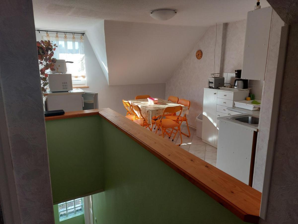 Gaestehaus Neumann Бік Екстер'єр фото
